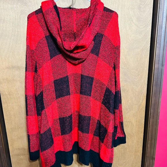 Love Ellie Dailey Hooded Cardigan. 3X. Red and Black. - Picture 3 of 5